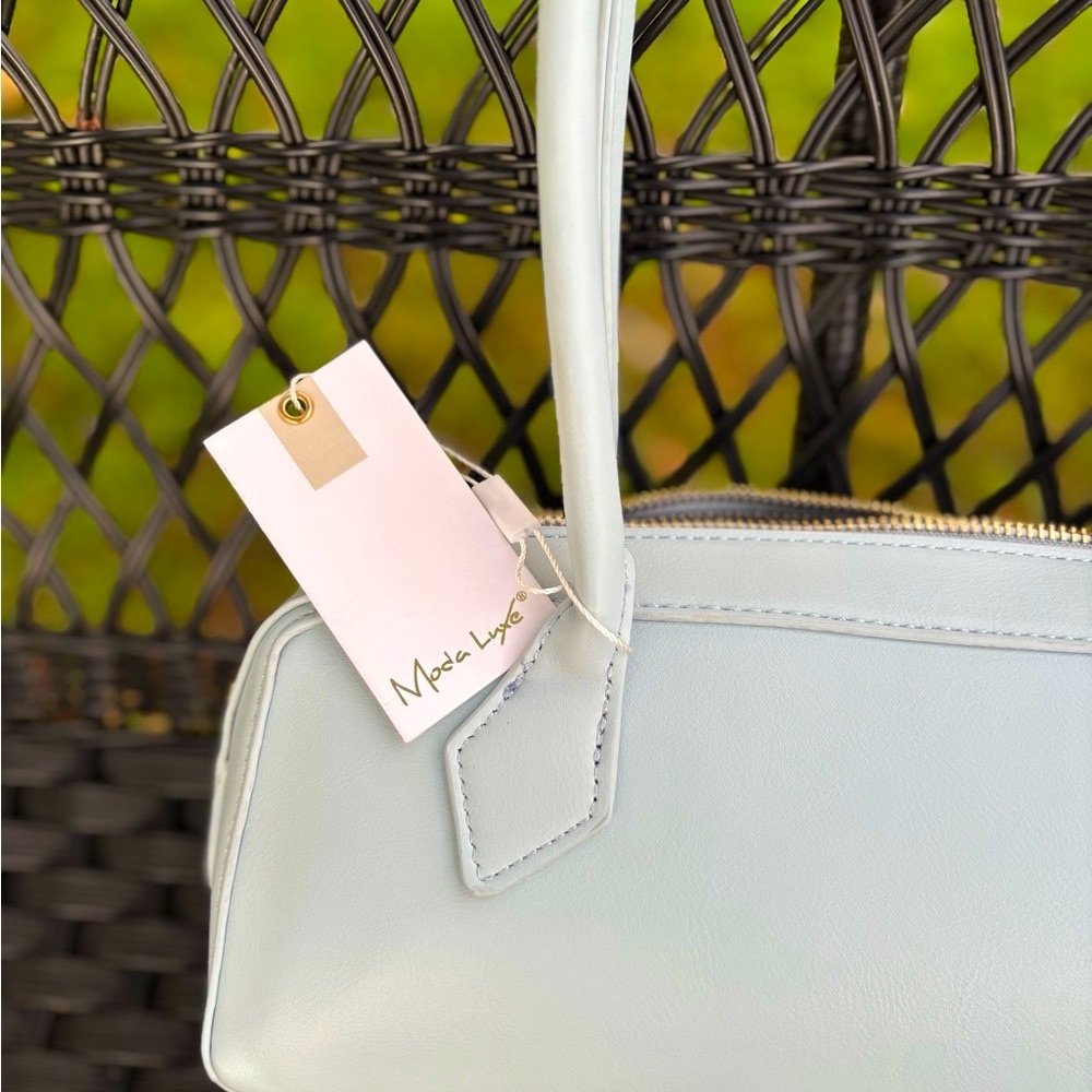 NWT💎Moda Luxe💎 Unique Light blue “Betty” Shoulder bag! - Picture 5 of 9